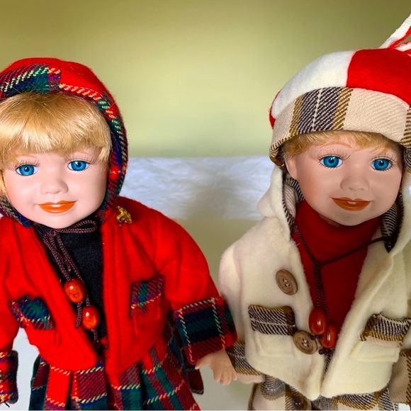 Collectible 2 vintage porcelain dolls 16” high twin blond girl & boy blue eyes - Picture 5 of 9